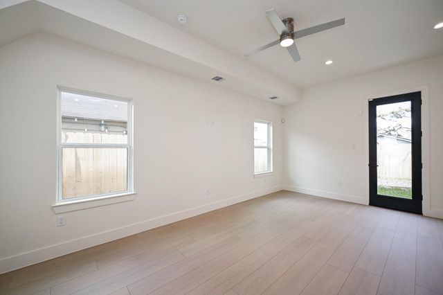 3839 Noah Street A, Houston, TX 77021