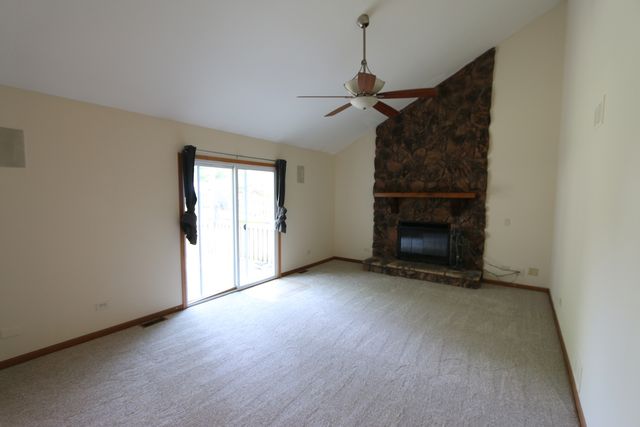 1223 Waveland Avenue, Gurnee, IL 60031