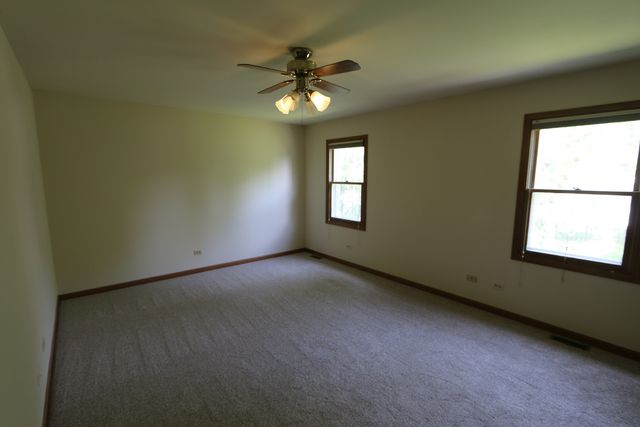 1223 Waveland Avenue, Gurnee, IL 60031
