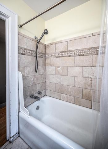 1857 Princeton Avenue, Saint Paul, MN 55105