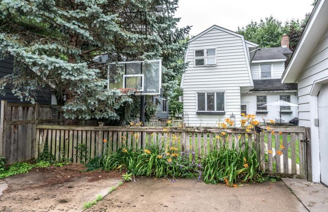 1857 Princeton Avenue, Saint Paul, MN 55105