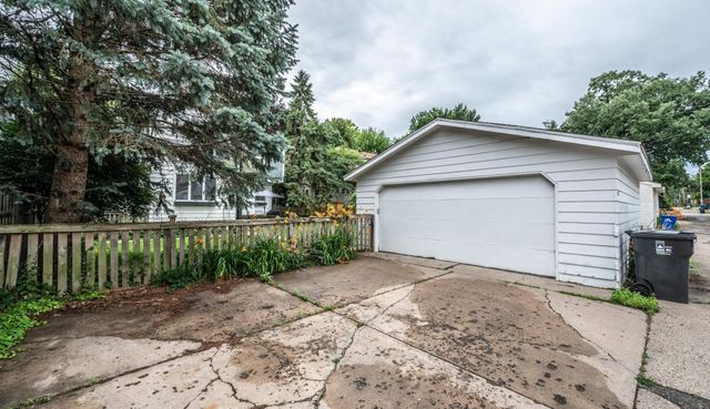 1857 Princeton Avenue, Saint Paul, MN 55105
