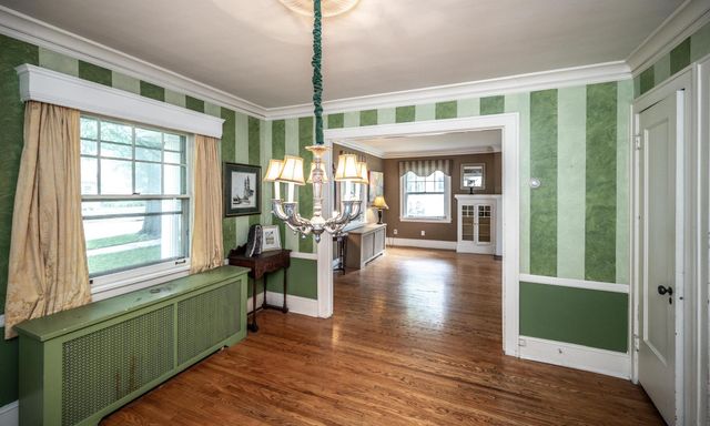 1857 Princeton Avenue, Saint Paul, MN 55105