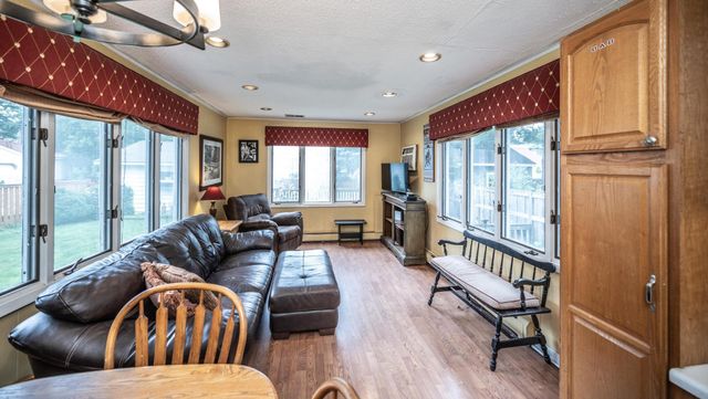 1857 Princeton Avenue, Saint Paul, MN 55105
