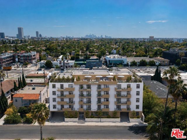 1126 S Corning Street, Los Angeles, CA 90035