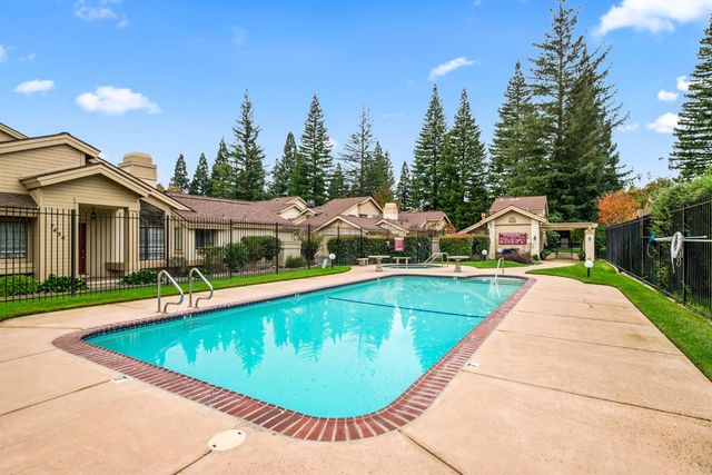 7561 Creekridge Ln, Citrus Heights, CA 95610