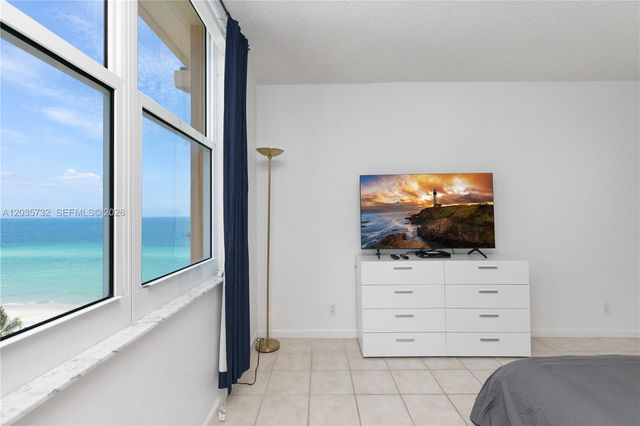 2501 S Ocean Dr 1008, Hollywood, FL 33019