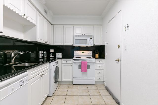 2501 S Ocean Dr 1008, Hollywood, FL 33019