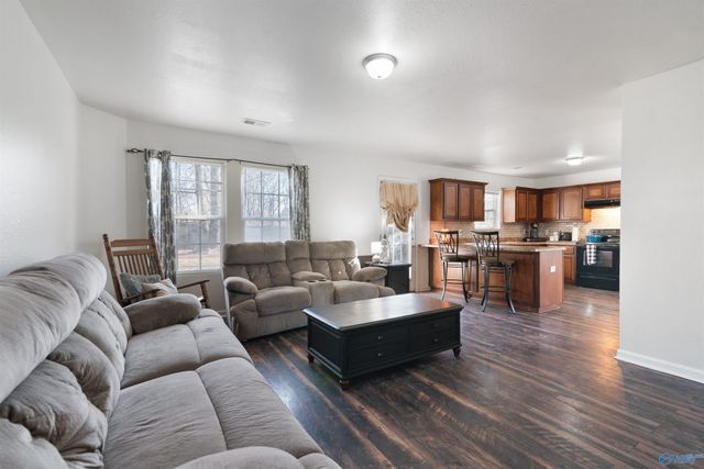 311 Jacks Road, New Market, AL 35761