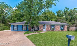204 River Glenn Street, Jackson, MS 39211