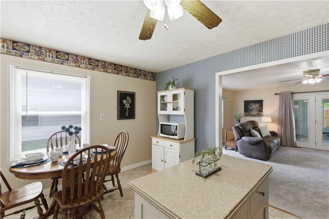403 Ridgebury Drive, Xenia, OH 45385