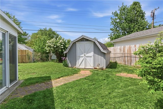 403 Ridgebury Drive, Xenia, OH 45385