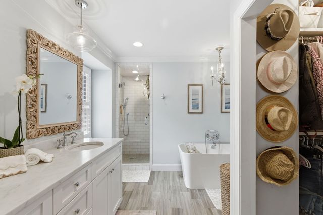 972 Equestrian Drive, Mount Pleasant, SC 29464
