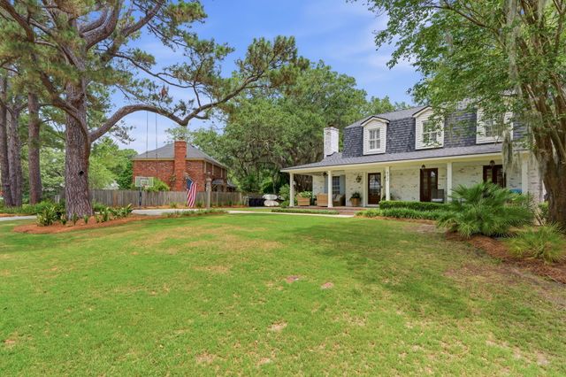 972 Equestrian Drive, Mount Pleasant, SC 29464