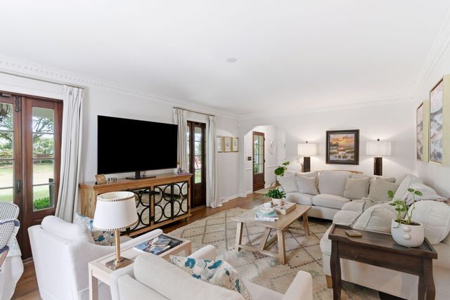 972 Equestrian Drive, Mount Pleasant, SC 29464