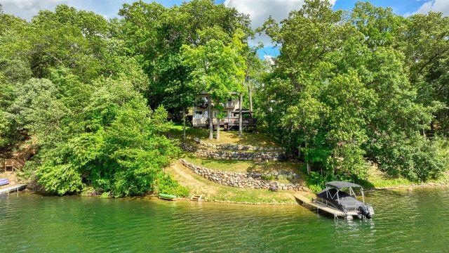 192 Eastshore Drive, Jerome, MI 49249