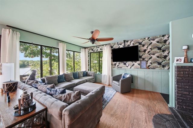 192 Eastshore Drive, Jerome, MI 49249