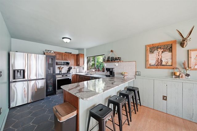 192 Eastshore Drive, Jerome, MI 49249