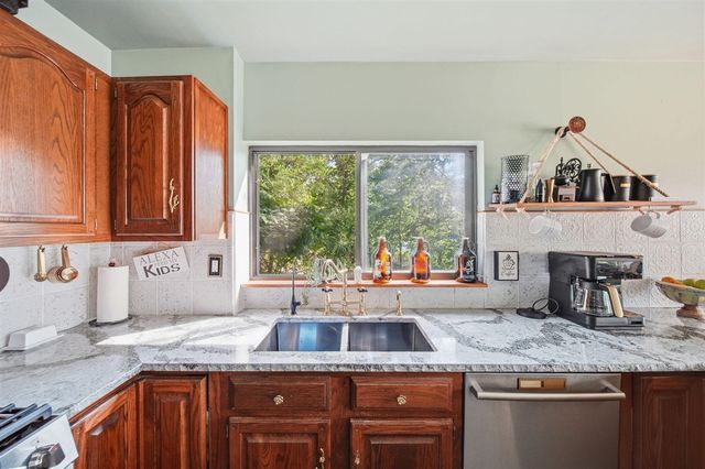 192 Eastshore Drive, Jerome, MI 49249
