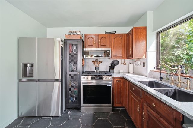 192 Eastshore Drive, Jerome, MI 49249