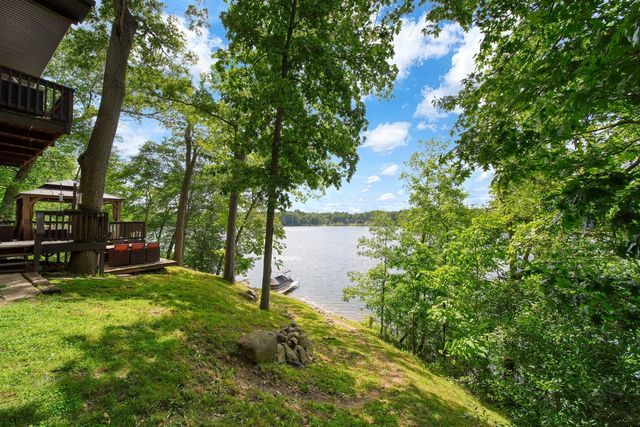 192 Eastshore Drive, Jerome, MI 49249