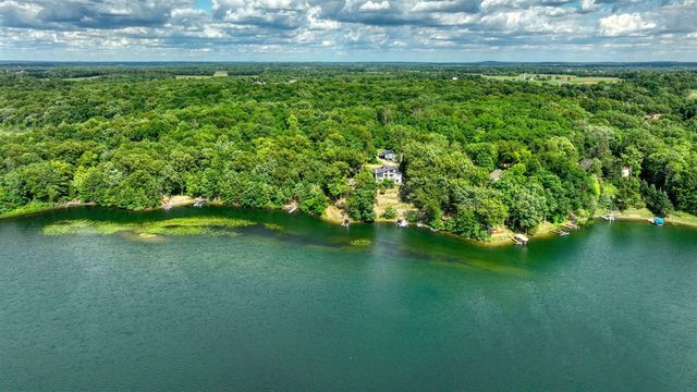 192 Eastshore Drive, Jerome, MI 49249