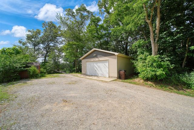 192 Eastshore Drive, Jerome, MI 49249