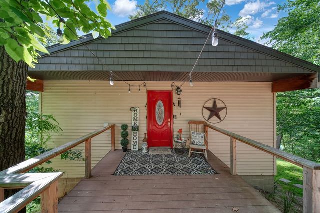 192 Eastshore Drive, Jerome, MI 49249