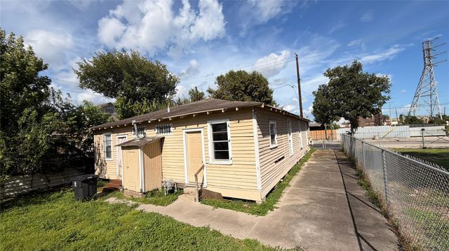 2409 Elysian Street, Houston, TX 77009