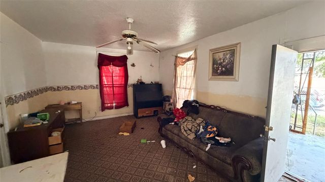 2409 Elysian Street, Houston, TX 77009