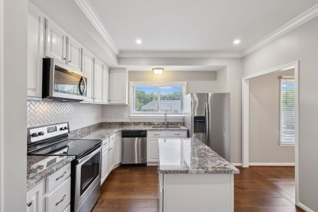 4487 Post Pl Apt 160, Nashville, TN 37205