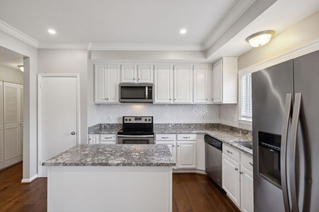 4487 Post Pl Apt 160, Nashville, TN 37205