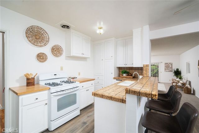 1389 3rd Street, La Verne, CA 91750