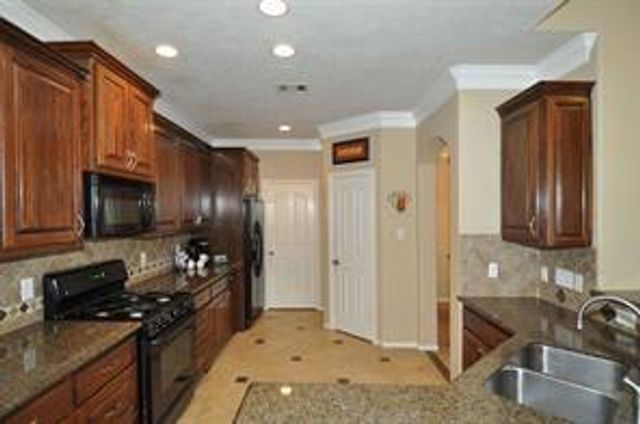 14107 Spring Mountain Lane, Houston, TX 77044