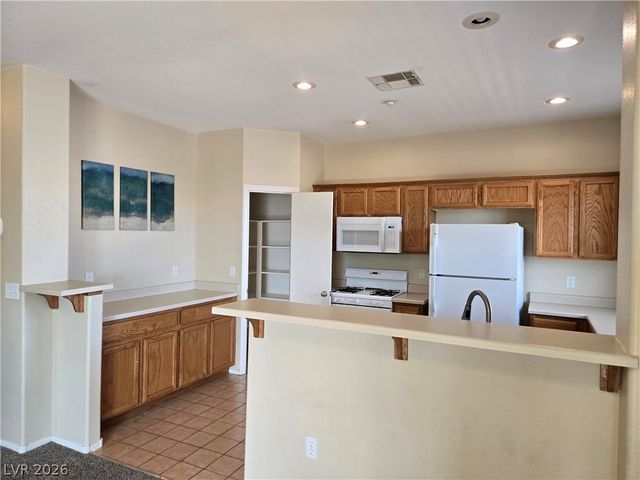 5935 Nuevo Leon Street 2, North Las Vegas, NV 89031