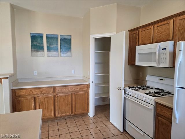 5935 Nuevo Leon Street 2, North Las Vegas, NV 89031