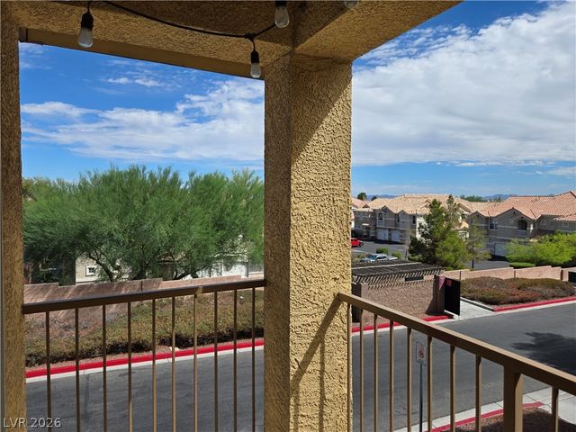 5935 Nuevo Leon Street 2, North Las Vegas, NV 89031