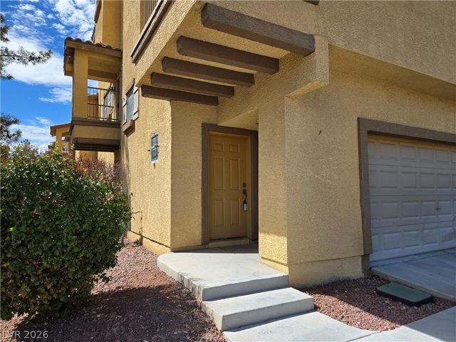 5935 Nuevo Leon Street 2, North Las Vegas, NV 89031