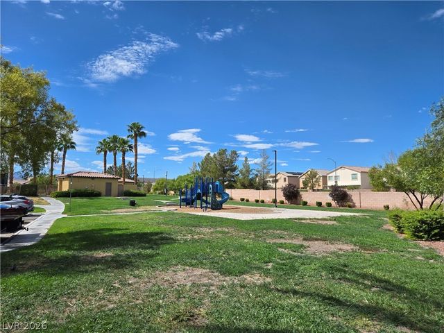 5935 Nuevo Leon Street 2, North Las Vegas, NV 89031