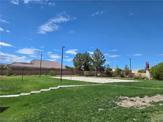 5935 Nuevo Leon Street 2, North Las Vegas, NV 89031