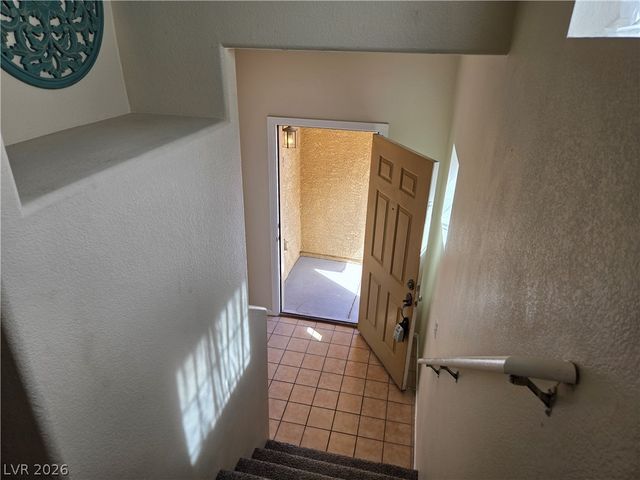 5935 Nuevo Leon Street 2, North Las Vegas, NV 89031