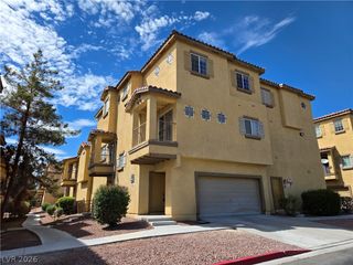 5935 Nuevo Leon Street 2, North Las Vegas, NV 89031