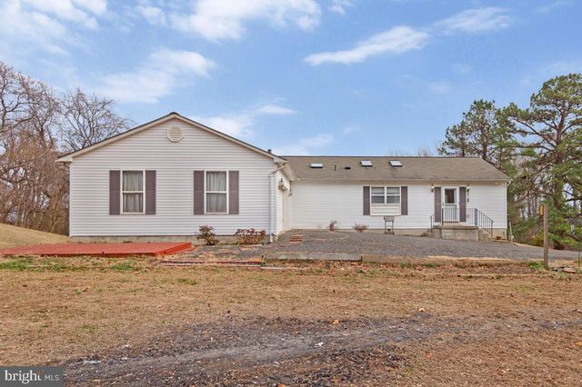 6984 BLUEBIRD HILL PL, Hughesville, MD 20637
