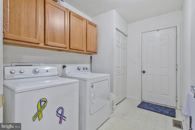 6984 BLUEBIRD HILL PL, Hughesville, MD 20637