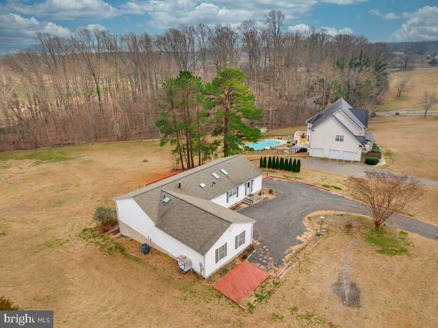 6984 BLUEBIRD HILL PL, Hughesville, MD 20637