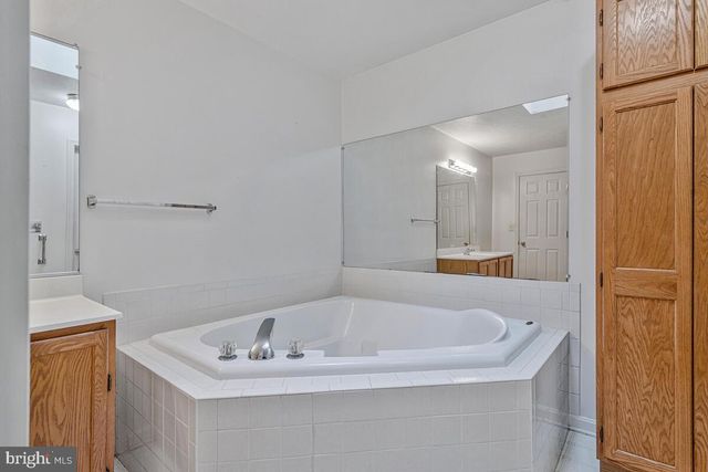 6984 BLUEBIRD HILL PL, Hughesville, MD 20637