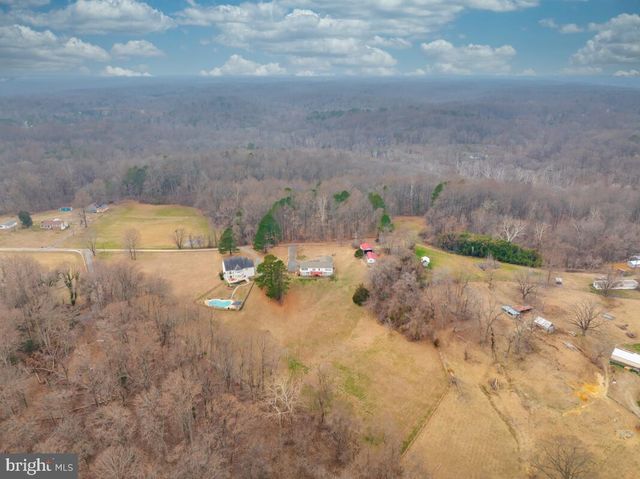 6984 BLUEBIRD HILL PL, Hughesville, MD 20637