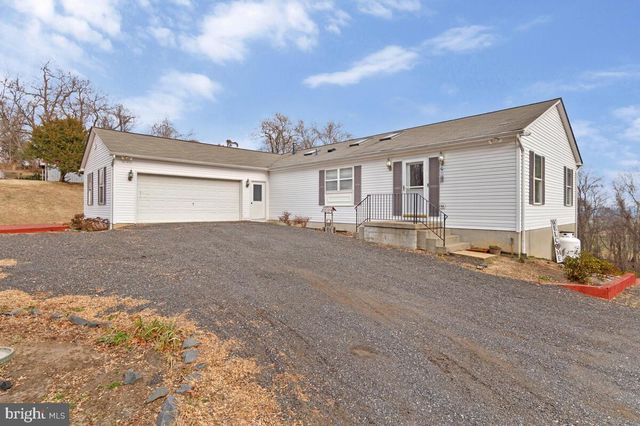 6984 BLUEBIRD HILL PL, Hughesville, MD 20637
