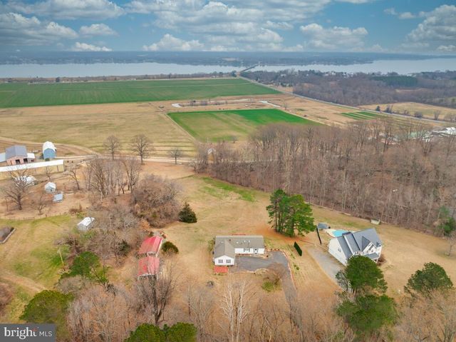 6984 BLUEBIRD HILL PL, Hughesville, MD 20637