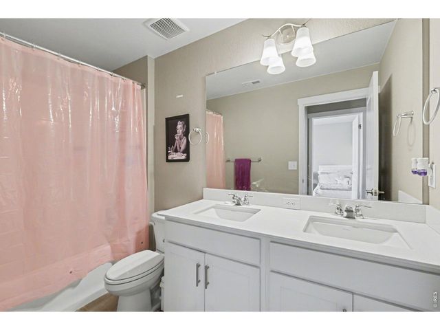 4327 Fox Grove Dr, Fort Collins, CO 80524